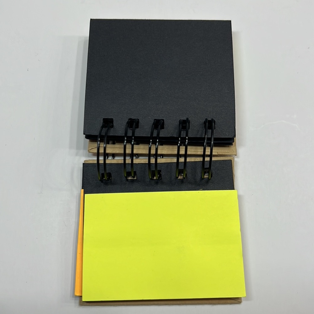 Sticky notes and tabs - Picture 6 of 7